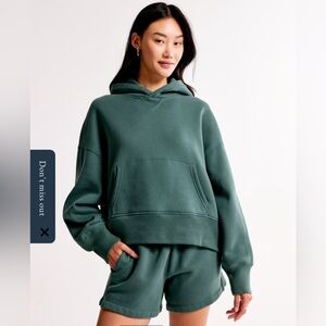 VGUC A&F Hoodie